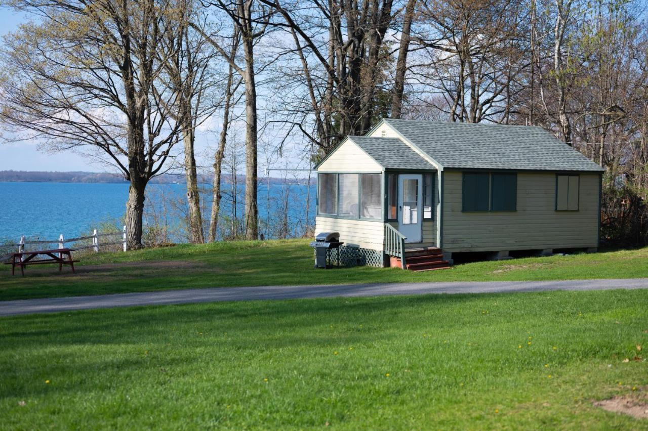 Fair Wind Motel And Cottages Клейтън Екстериор снимка